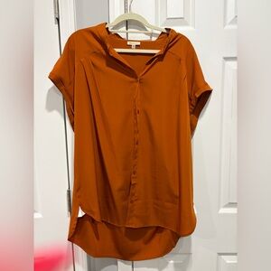 Longhorn Game Women's Rust Button-Down Shirt